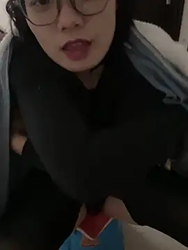 Bella0815 online show from December 2024 07:33:02 AM