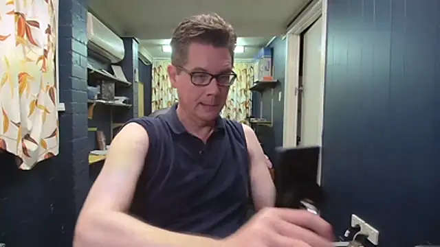 tilobinder online show from October 2025 01:40:02 PM