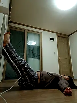 hello098712 online show from February 2025 03:42:02 PM