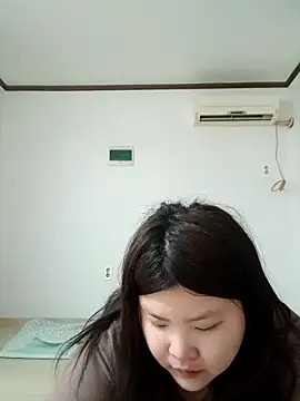 hello098712 online show from March 2025 10:43:02 AM