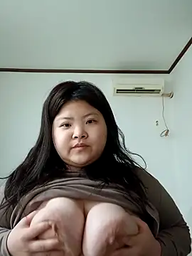 hello098712 online show from March 2025 12:28:01 PM