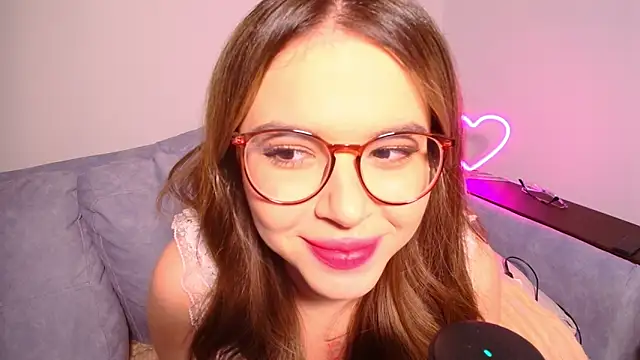 CutiePie3 online show from December 2024 06:01:02 PM