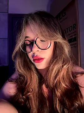 CutiePie3 online show from September 2025 11:29:02 PM