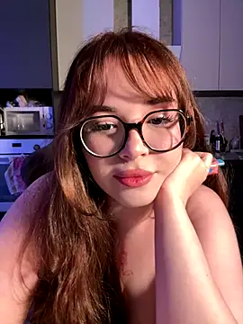 CutiePie3 online show from November 2025 09:58:01 PM