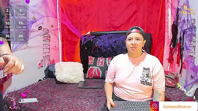 katieeandsharonn online show from October 2025 01:11:02 PM