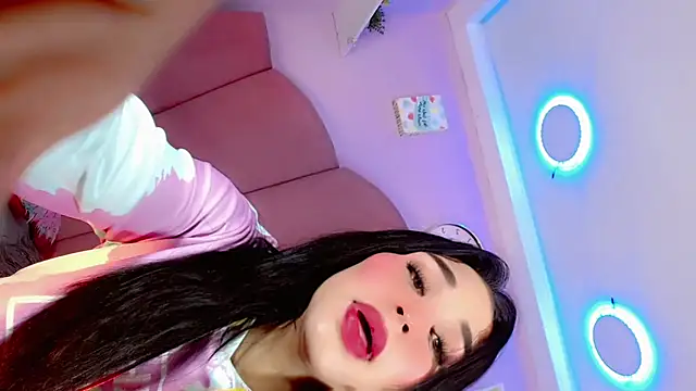 Jadeyourqueen online show from December 2024 03:41:01 PM