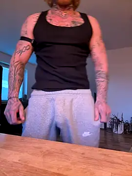 YOUNGCOUPLEfuck online show from December 2025 03:17:01 PM