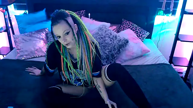 EdgesOfReality online show from December 2025 08:25:02 PM