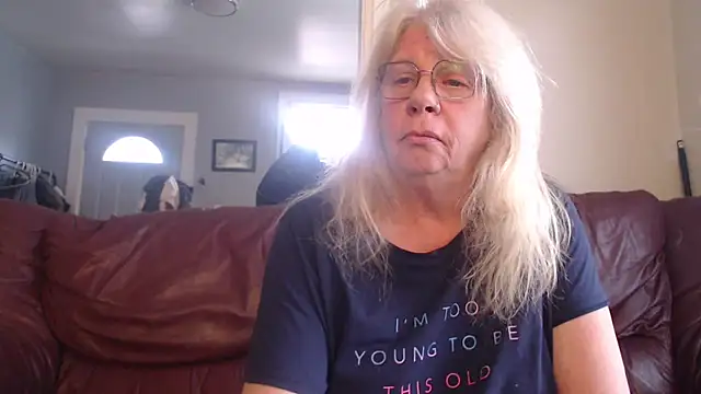 canadiancougar1965 online show from February 2025 10:09:02 PM