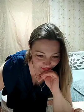 VselenaSun402 online show from April 2026 10:21:01 AM