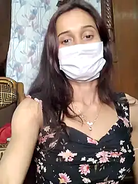 Oleevia online show from January 2025 12:22:01 PM