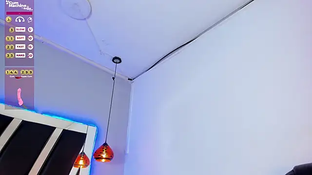 antonelllepiercee online show from February 2025 05:40:01 PM