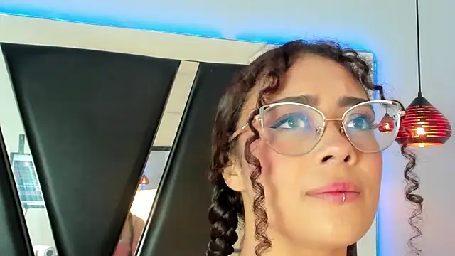 antonelllepiercee online show from March 2025 11:38:02 AM