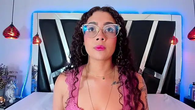 antonelllepiercee online show from March 2025 11:19:02 AM