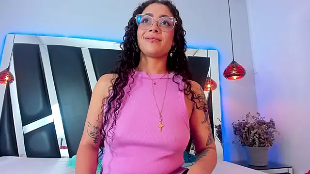 antonelllepiercee online show from March 2025 11:38:01 AM