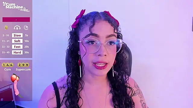 antonelllepiercee online show from September 2025 11:32:02 AM