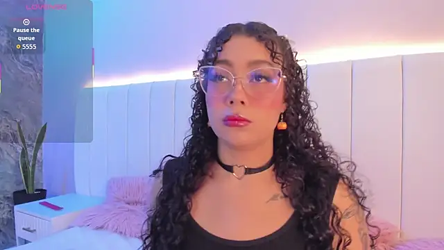 antonelllepiercee online show from March 2026 11:10:01 AM