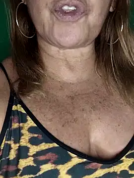 Kasandra Ho online show from November 2025 03:16:01 AM