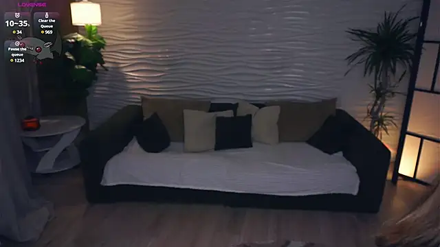 Snapshot of EditaBumford chatting on March 2025 12:13:01 PM EditaBumford online show from March 2025 12:13:01 PM