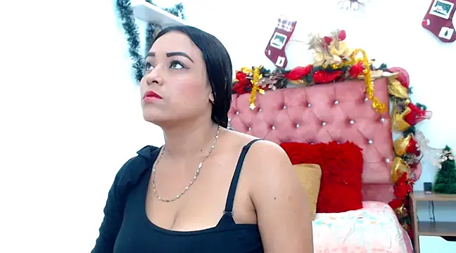 samanthaPuxy online show from December 2024 03:25:02 AM