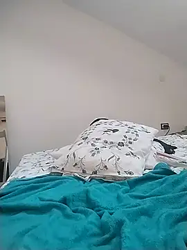 Mila Lovi online show from February 2025 03:05:01 PM