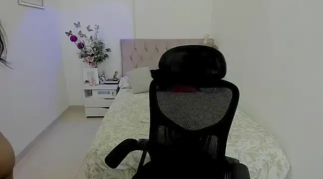 linda zaam83866 online show from February 2025 04:58:02 PM