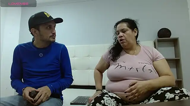 Candy and Jh0n online show from September 2025 03:39:02 AM