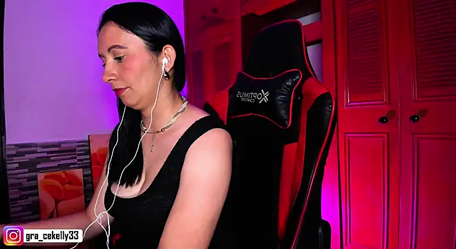 gracekelly12 online show from December 2024 10:12:01 PM