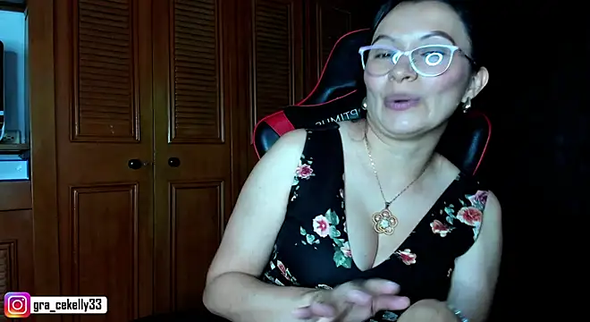 gracekelly12 online show from January 2025 10:16:02 PM