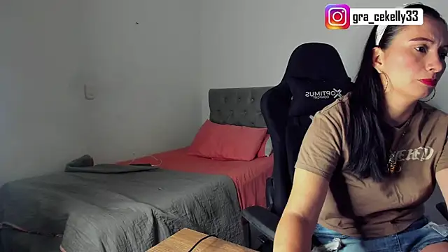 gracekelly12 online show from February 2025 07:18:02 PM