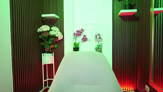 CattleyaScaly online show from September 2025 07:28:02 PM