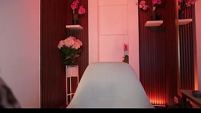 CattleyaScaly online show from October 2025 07:14:02 PM