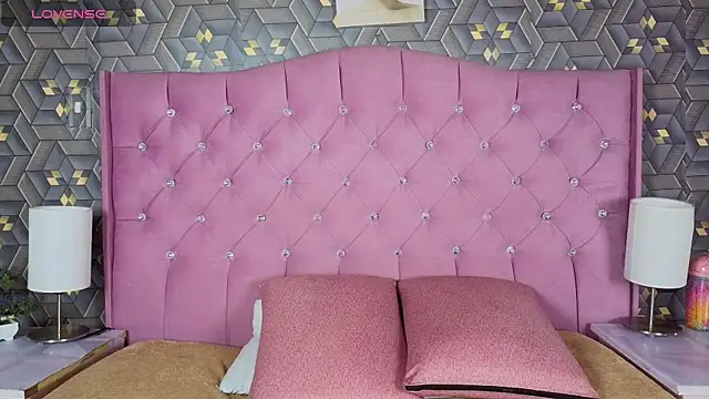 Samantha Collen online show from October 2025 03:14:02 AM