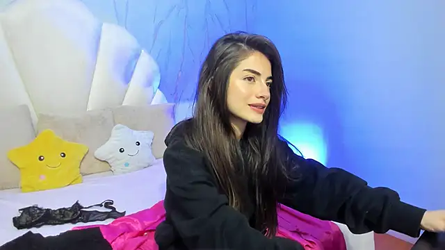 Snapshot of Megga_Bluee chatting on January 2025 08:32:02 PM Megga Bluee online show from January 2025 08:32:02 PM