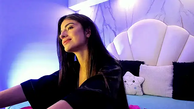 Snapshot of Megga_Bluee chatting on March 2025 07:54:02 PM Megga Bluee online show from March 2025 07:54:02 PM