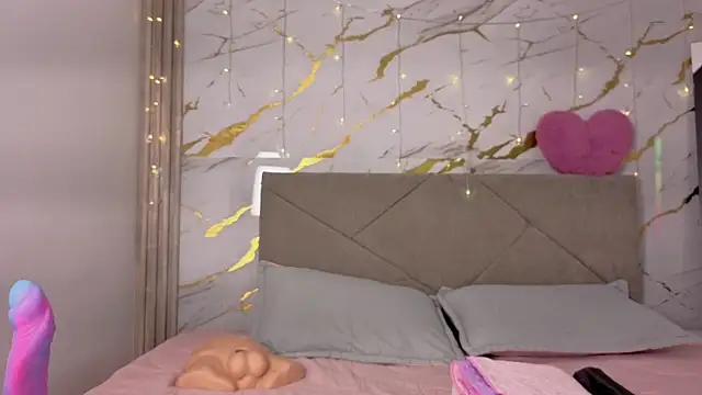 Snapshot of agatha_97_ chatting on February 2026 03:35:01 AM agatha 97 online show from February 2026 03:35:01 AM