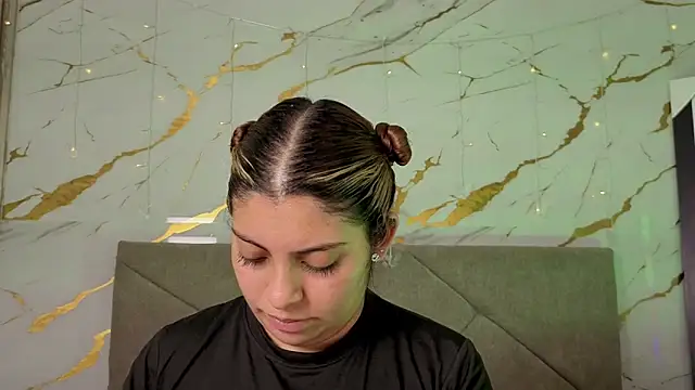 Snapshot of agatha_97_ chatting on March 2026 02:46:01 AM agatha 97 online show from March 2026 02:46:01 AM