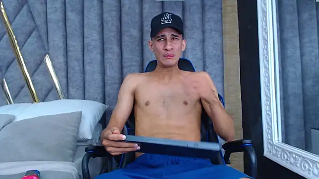 JakeMoxley online show from March 2025 09:43:01 AM