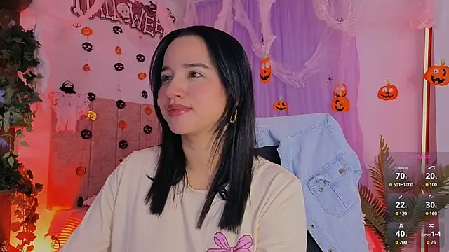 Snapshot of emilyrouxe chatting on October 2025 02:51:02 PM emilyrouxe online show from October 2025 02:51:02 PM