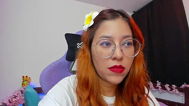 Snapshot of _Moon_Johnson chatting on November 2025 02:00:01 AM Moon Johnson online show from November 2025 02:00:01 AM