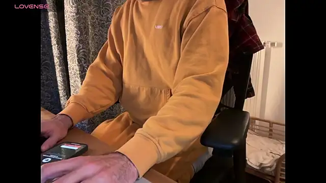 FrenchCamDog online show from January 2025 11:24:01 PM