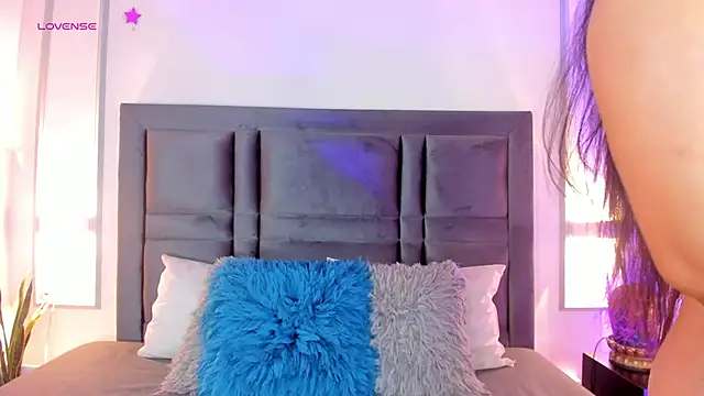 EmmaBecket2 online show from January 2025 03:44:02 AM