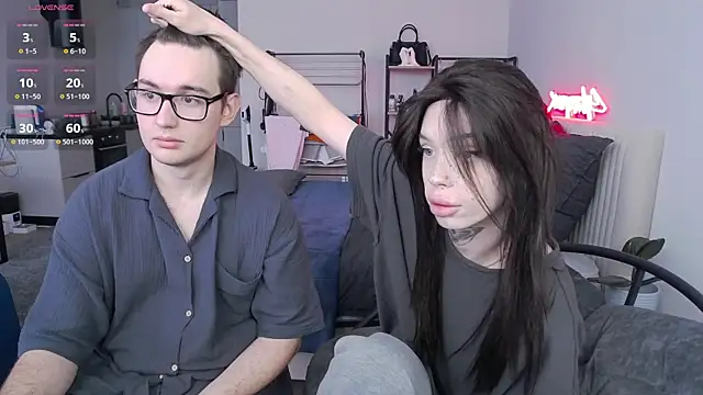 Tanya M online show from April 2026 12:33:01 PM