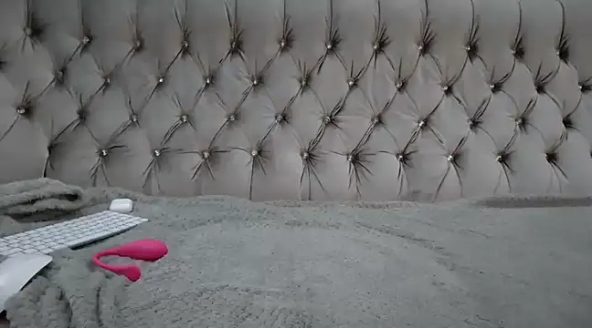 Snapshot of ElliaSquirtGirl chatting on January 2025 02:12:02 PM ElliaSquirtGirl online show from January 2025 02:12:02 PM