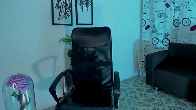 Danielacossio online show from September 2025 02:44:01 AM