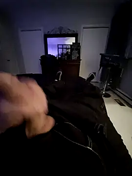 Snapshot of CrookedMisterniceguy chatting on April 2026 01:54:01 AM CrookedMisterniceguy online show from April 2026 01:54:01 AM