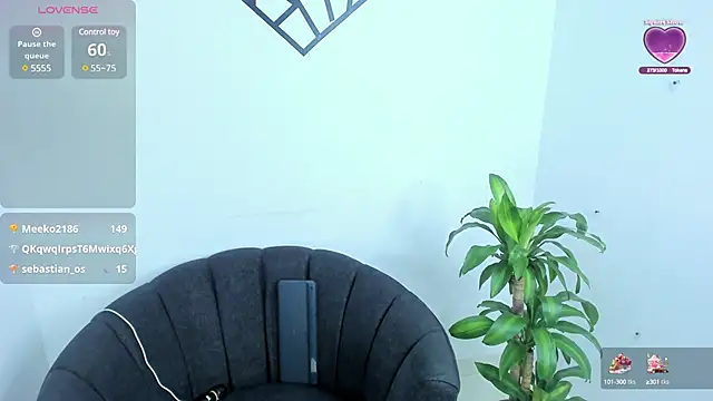 Annie9  online show from January 2025 03:26:01 AM