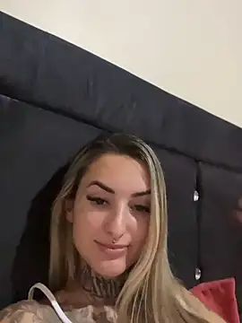 hotskinny1 online show from March 2025 01:51:01 PM