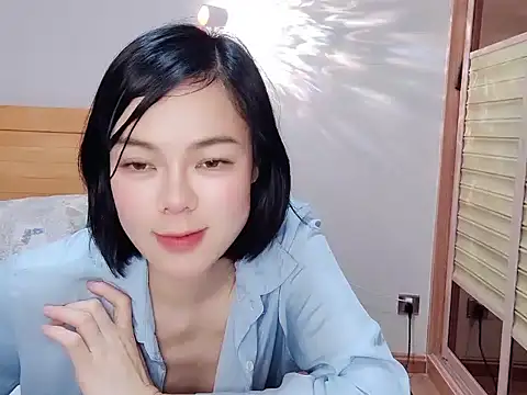 Linda-LL online show from January 2025 02:49:02 PM