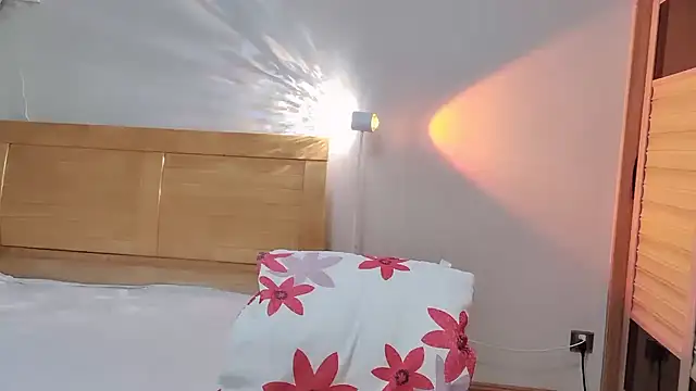 Linda-LL online show from February 2025 05:30:01 AM